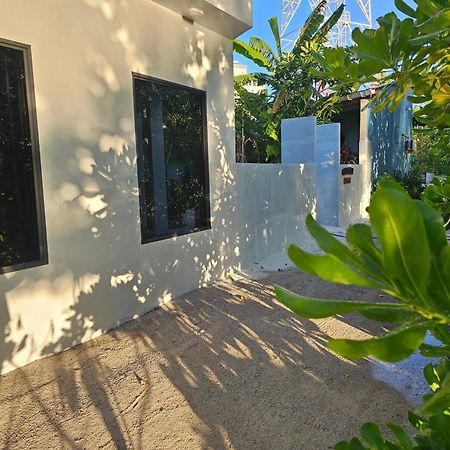 Sunset Beach View Dhangethi Bagian luar foto