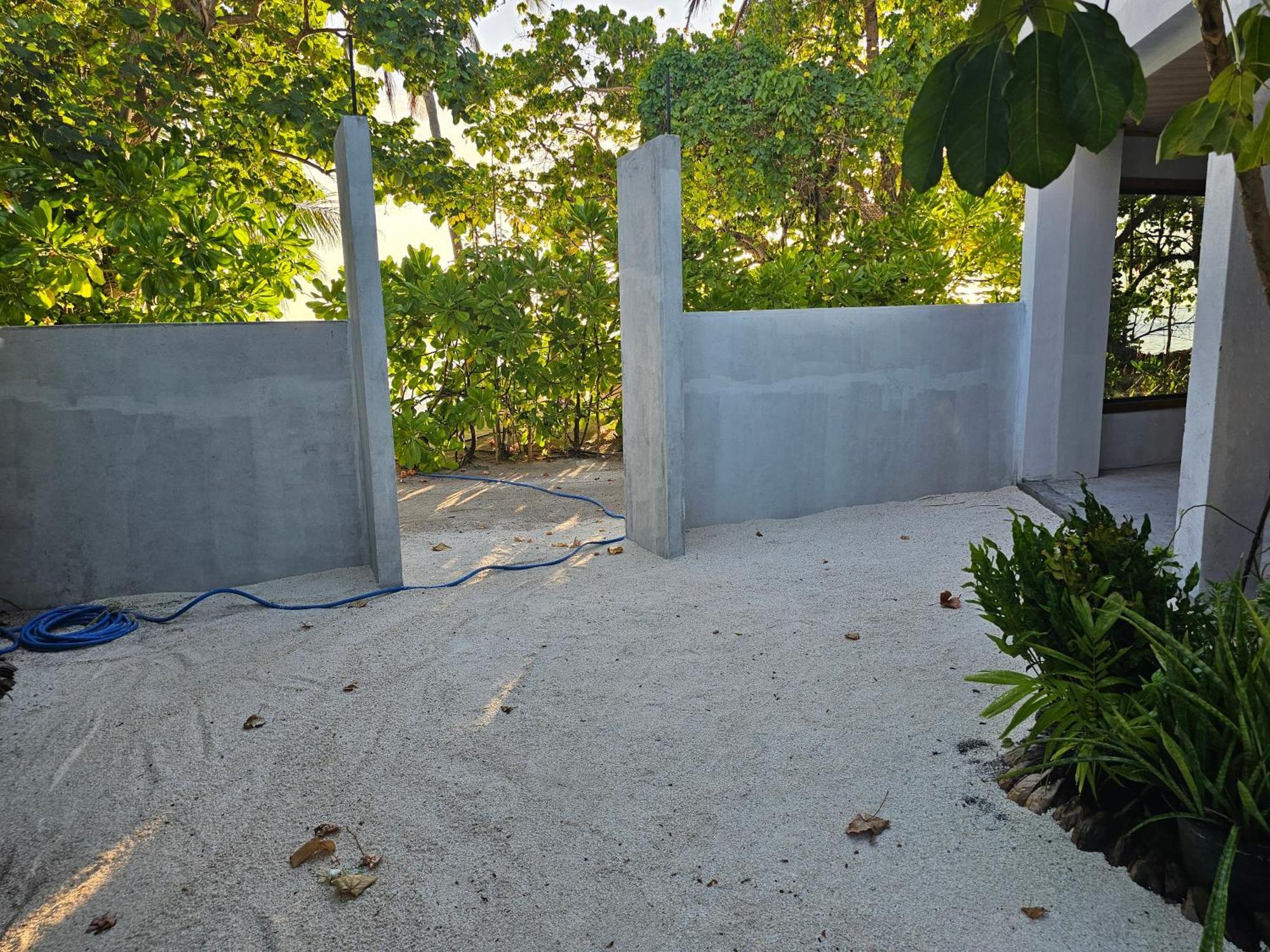 Sunset Beach View Dhangethi Bagian luar foto